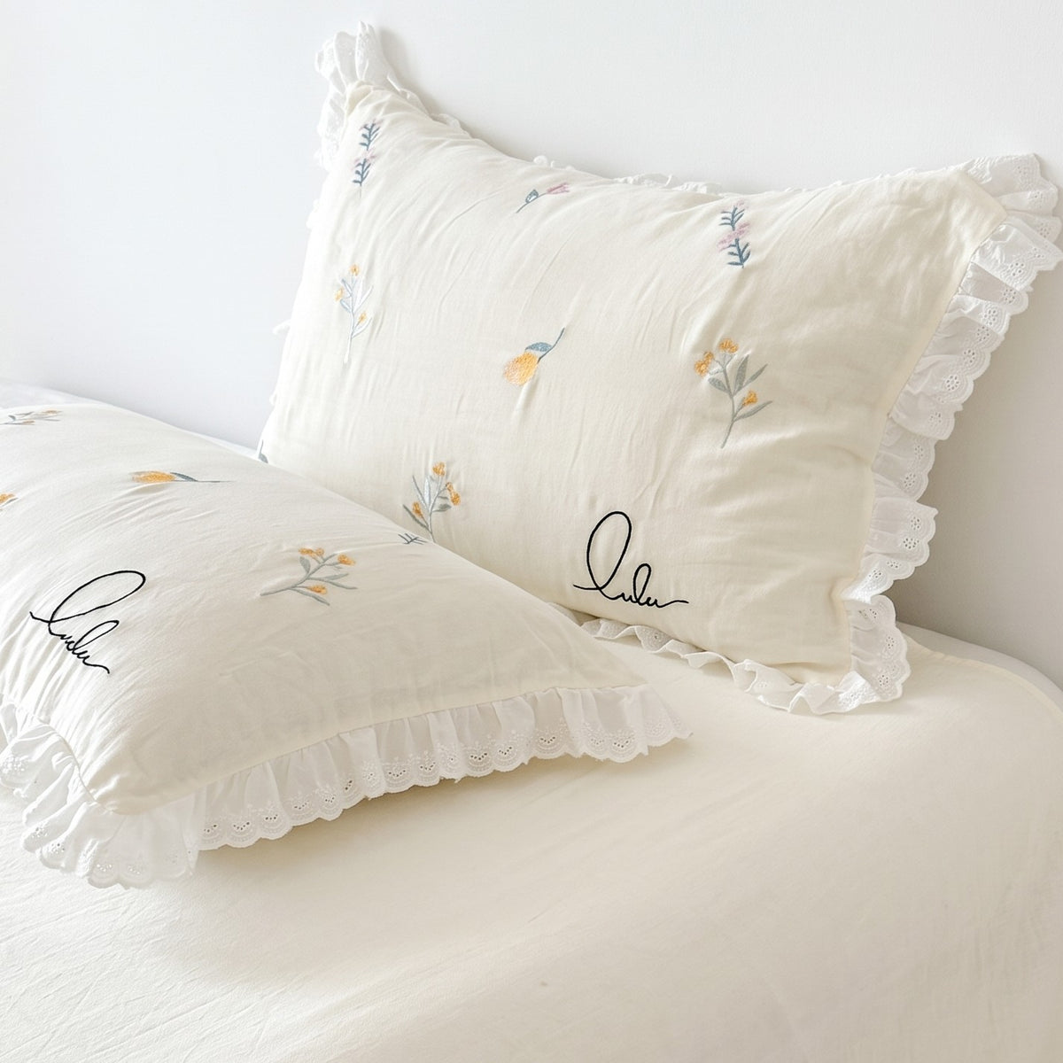 Floral Embroidered Cotton Gauze Pillowcase— Set of 2