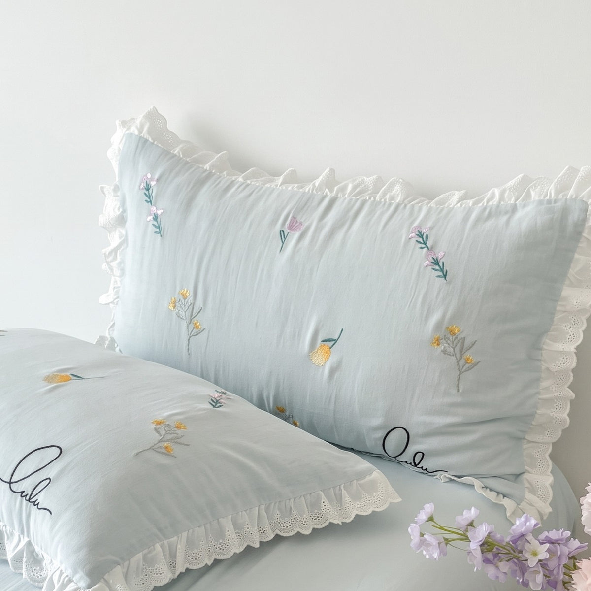 Floral Embroidered Cotton Gauze Pillowcase— Set of 2